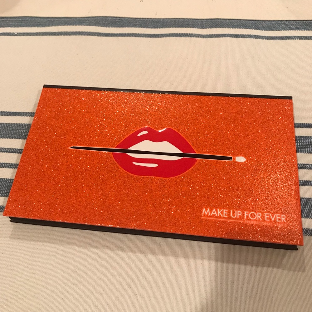 Makeup Forever 15 Artist Shadow Palette